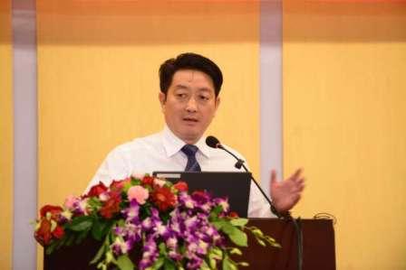 全國(guó)政協(xié)委員楊文龍： 做有責(zé)任的民營(yíng)企業(yè)家